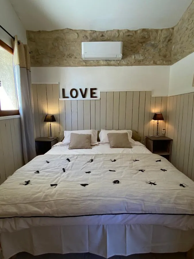Hébergement de vacances Villa La Magnanerie En Provence à Niozelles France